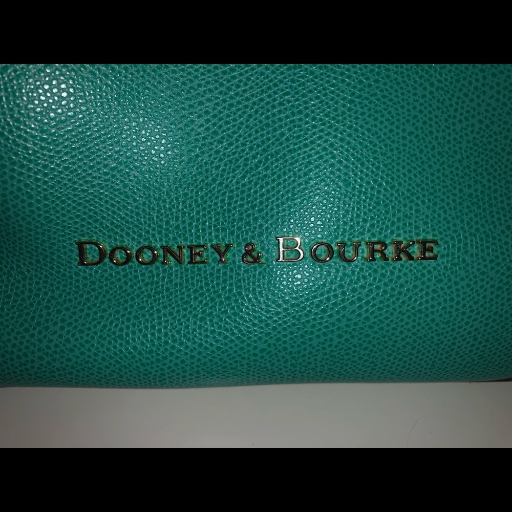 Dooney & Bourke Bag
